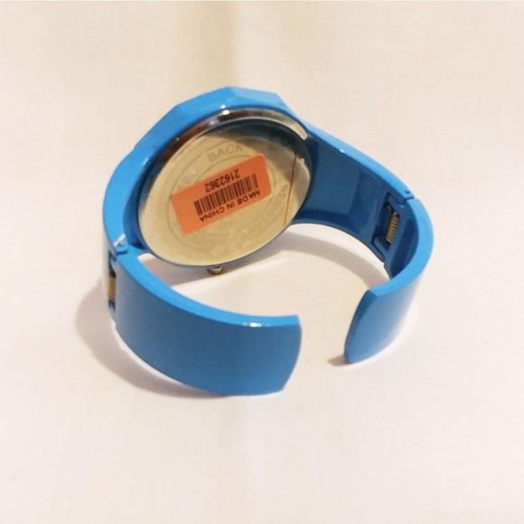 STRADA Cuff Watch Blue - Picture 3 of 3